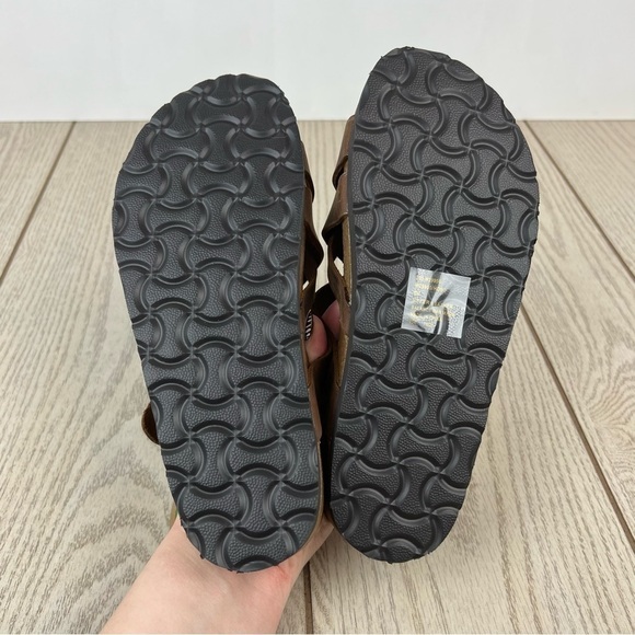 White Mountin Hobo Strappy Sandals 6 Brown Leather $60 Birkenstock Style - Picture 6 of 7